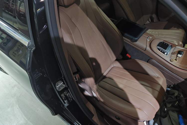 Used Mercedes-Benz E-Class 2020 Restyled E 300 L Exclusive Edition
