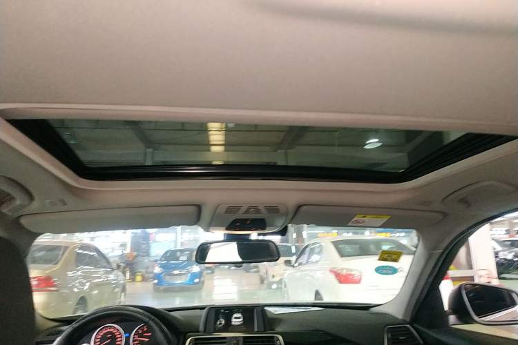 Used BMW 3 Series 2017 320Li Fashion Model
