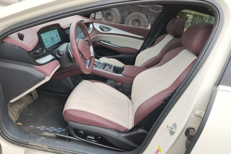 Used BYD Seal 07 DM-i 2025 Intelligent Driving Version DM-i 1.5L 125 km Prestige Edition
