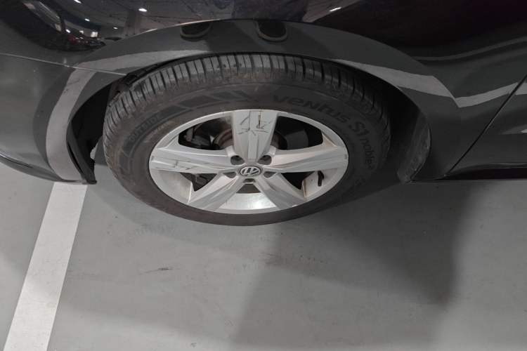 Used Volkswagen Lavida 2017 1.6L Automatic Fashion Edition
