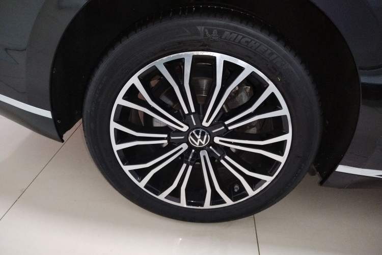 Used Volkswagen Phideon 2021 380TSI Luxury Edition