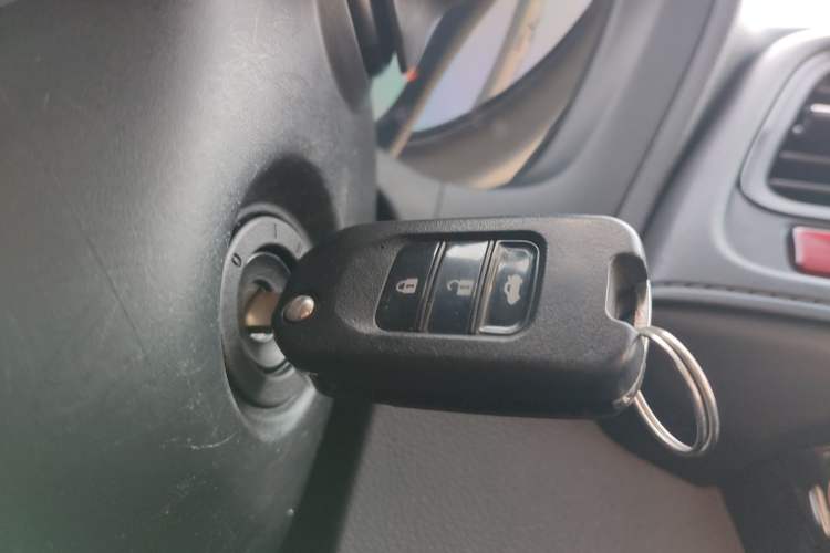 Used Honda Vezel 2015 1.8L CVT 2WD Elite Model