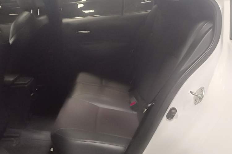 Used Toyota Levin 2022 Dual-Motor 1.8H E-CVT Sport Edition
