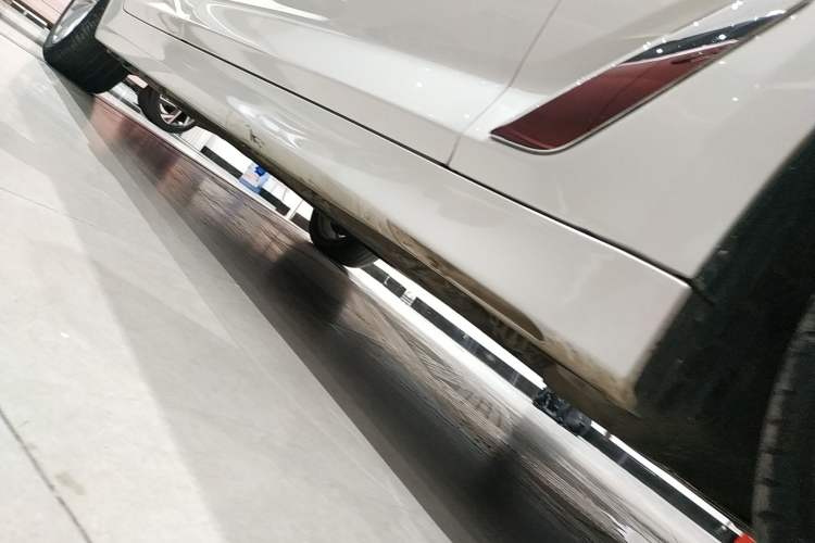 Used BMW 5 Series 2018 525Li Luxury Package
