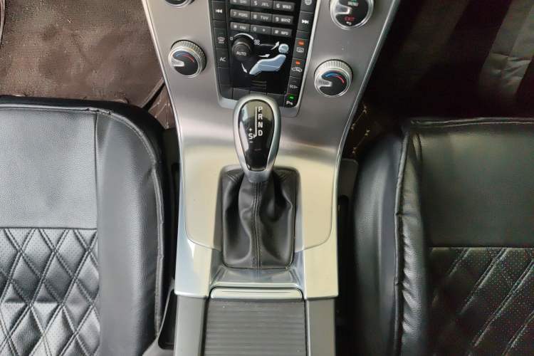 Used Volvo S60 2017 S60L T3 Smart Drive Edition