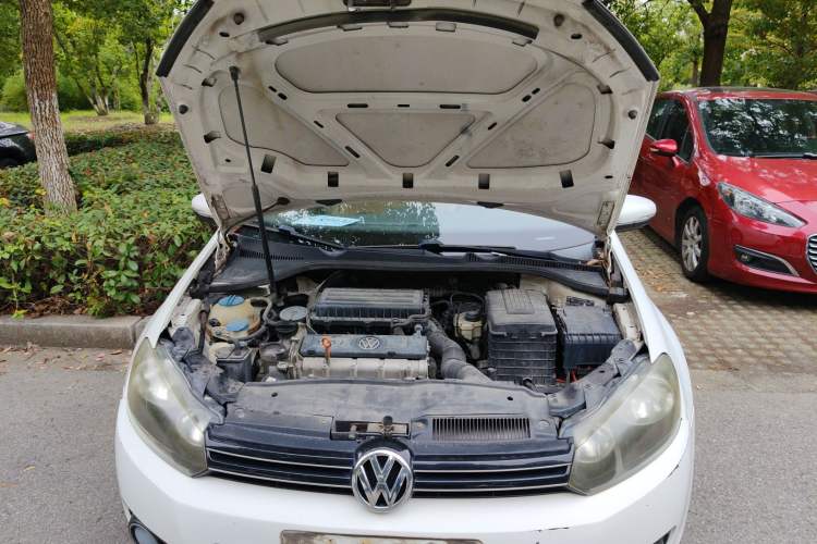 Used Volkswagen Golf 2012 1.6L Automatic Comfort Model
