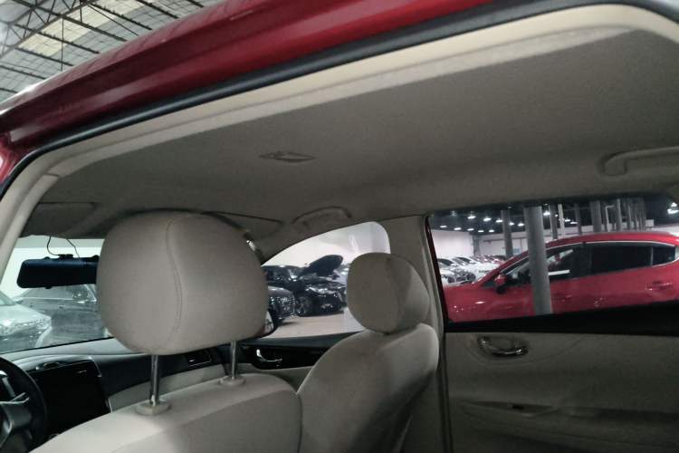 Used Nissan Tiida 2016 1.6L CVT Joyride Edition
