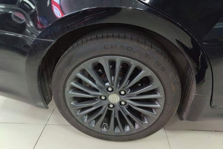 Used Toyota Crown 2015 2.0T Fashion Edition
