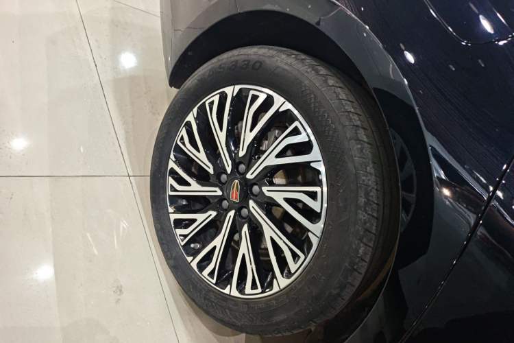 Used Hongqi H5 2024 2.0T Automatic Smart Connect Flagship Edition
