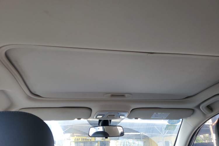 Used Geely Auto Vision 2019 Upgraded Model 1.5L Manual Luxury Version China VI Standard