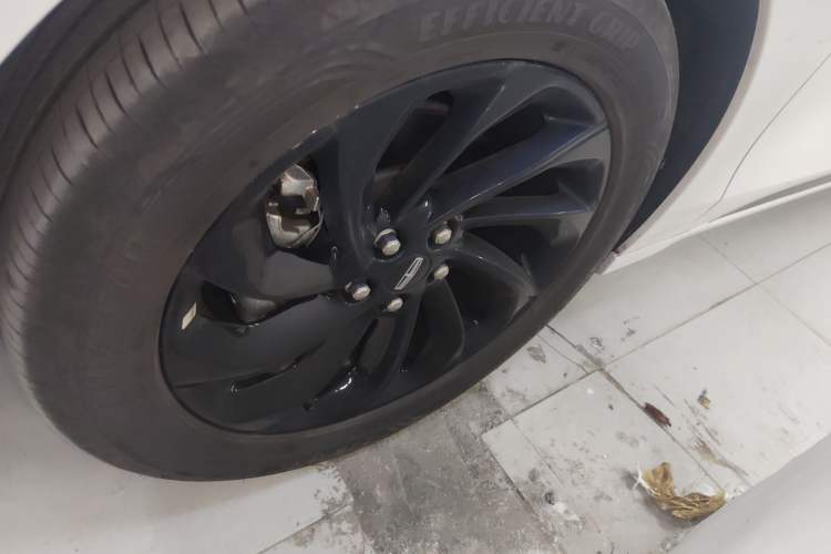 Used Lincoln Z 2025 2.0T Prestige Hybrid Edition
