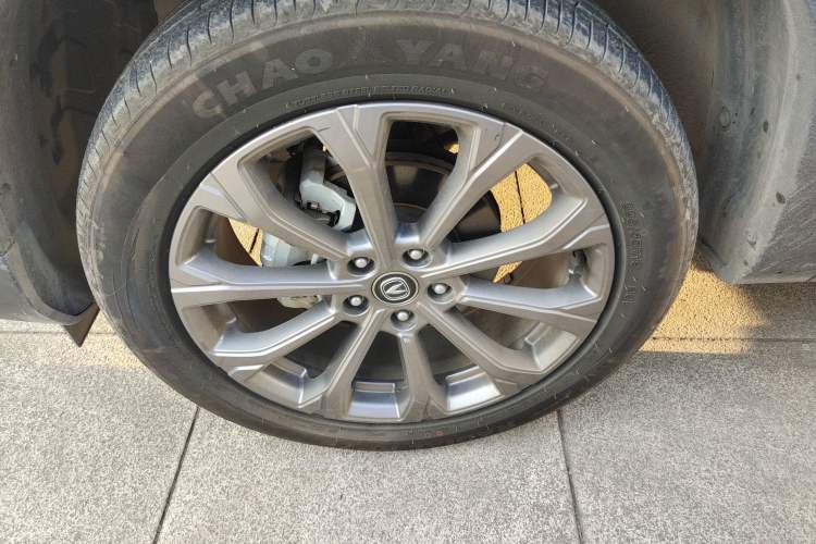 Used Changan CS75 2022 Blue Whale Edition 1.5T DCT Prestige Model
