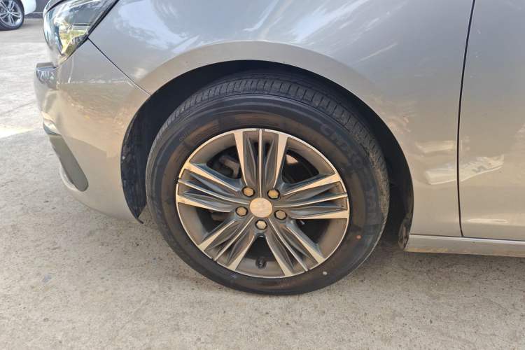 Used Peugeot 308 2016 1.6L Automatic Luxury Edition