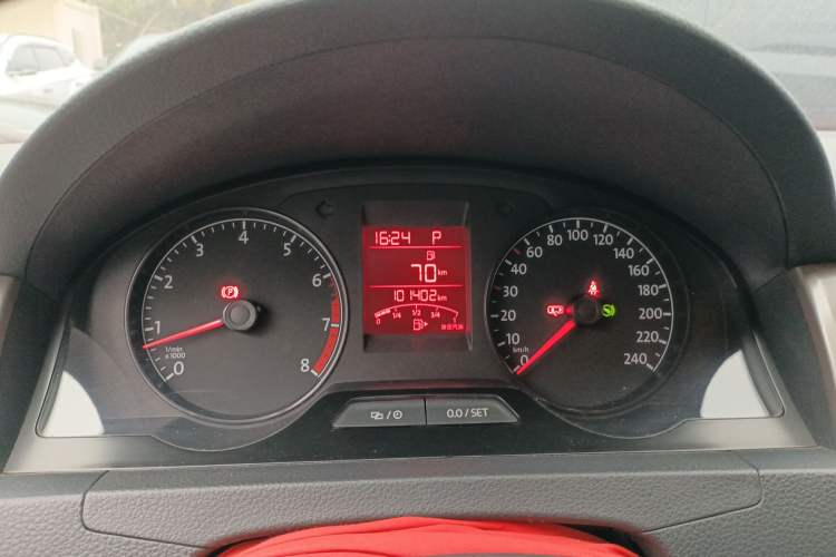 Used Volkswagen Santana 2015 1.6L Automatic Comfort Edition
