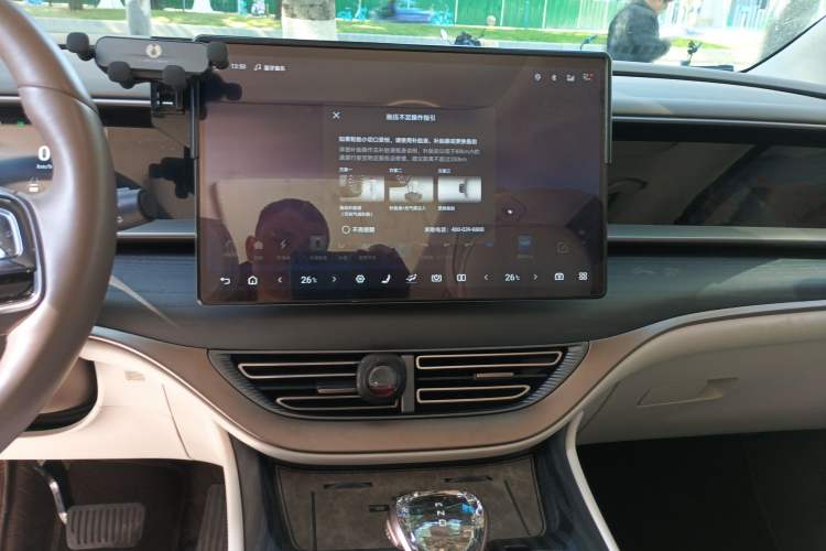 Used Denza D9 2022 DM-i 970 Four-Wheel Drive Flagship Model
