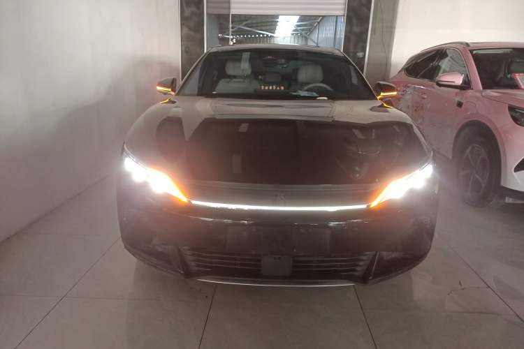 Used BYD Han 2024 EV Glory Edition 605KM Front-Wheel-Drive Premium Model