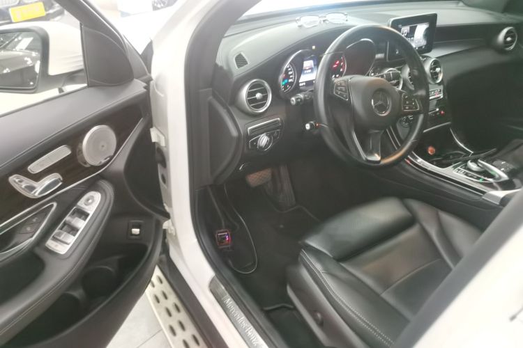 Used Mercedes-Benz GLC 2017 GLC 260 4MATIC Dynamic Edition
