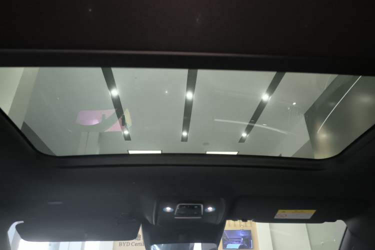 Used BYD Song PLUS New Energy 2025 EV Intelligent Driving Version 520km Premium Model