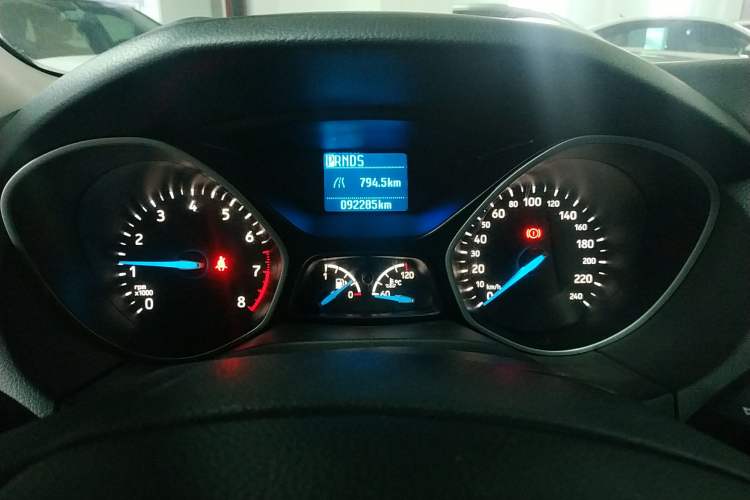 Used Ford Focus 2018 Hatchback Classic 1.6L Automatic Comfort Plus SmartDrive Edition
