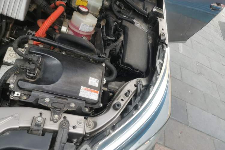 Used Toyota Corolla 2016 Dual-Engine 1.8L E-CVT Elite Edition
