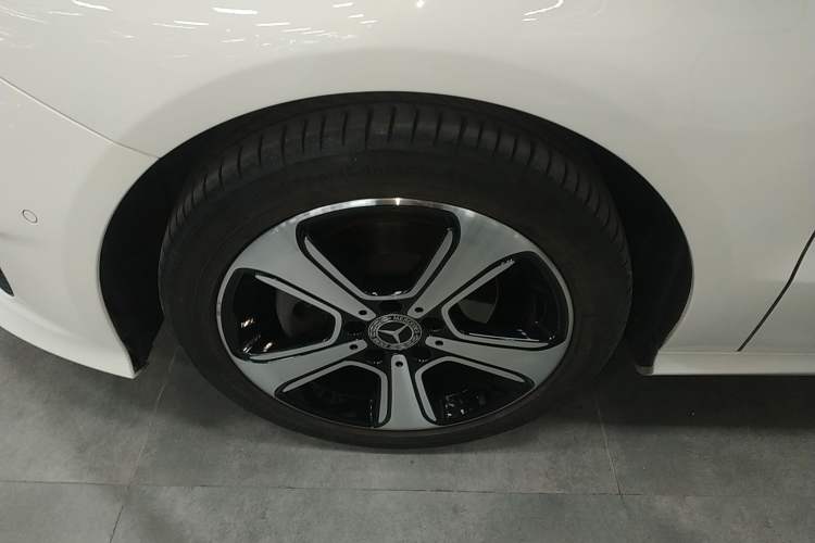 Used Mercedes-Benz B-Class 2019 B 200 Fashion Model
