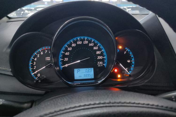 Used Toyota YARiS L 2016 Revised 1.5E CVT Charming Edition