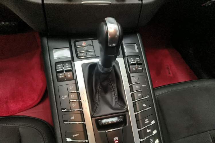 Used Porsche Macan 2017 Macan 2.0T
