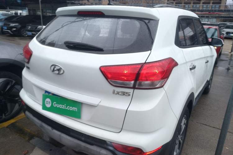 Used Hyundai ix25 2017 1.6L Automatic Smart Version
