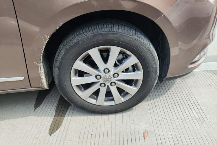 Used Buick GL8 2018 28T Luxury Model China VI Standard