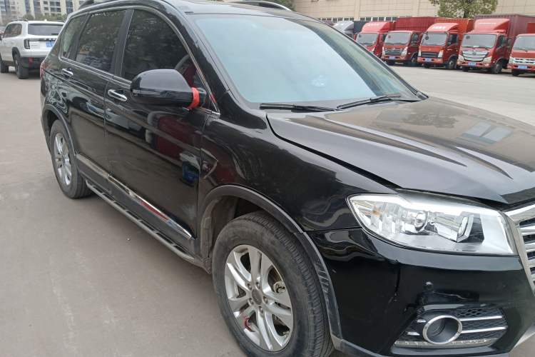Used Haval H6 2015 Revised Version Sport Edition 1.5T Manual Transmission Two-Wheel Drive Elite Grade
