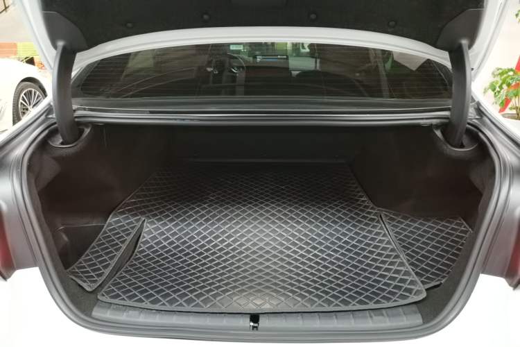 Used BMW 5 Series New Energy 2022 Second Facelift 535Le M Sport Package
