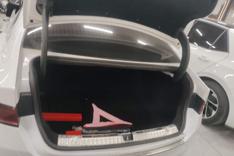 Used BYD Qin PLUS 2021 EV 600KM Flagship Model