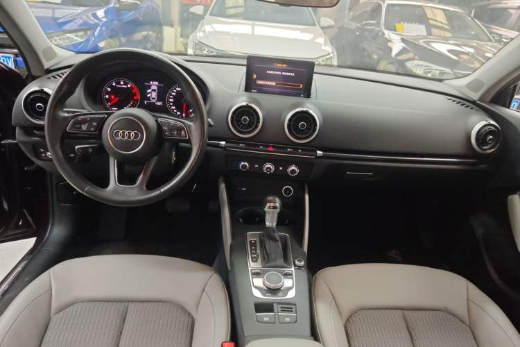 Used Audi A3 2020 Limousine 35 TFSI Fashion Edition China VI Emission Standard