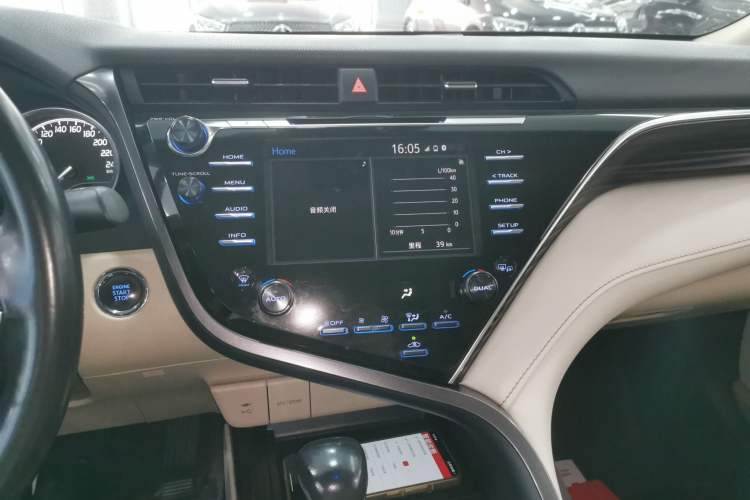 Used Toyota Camry 2018 2.5G Luxury Edition