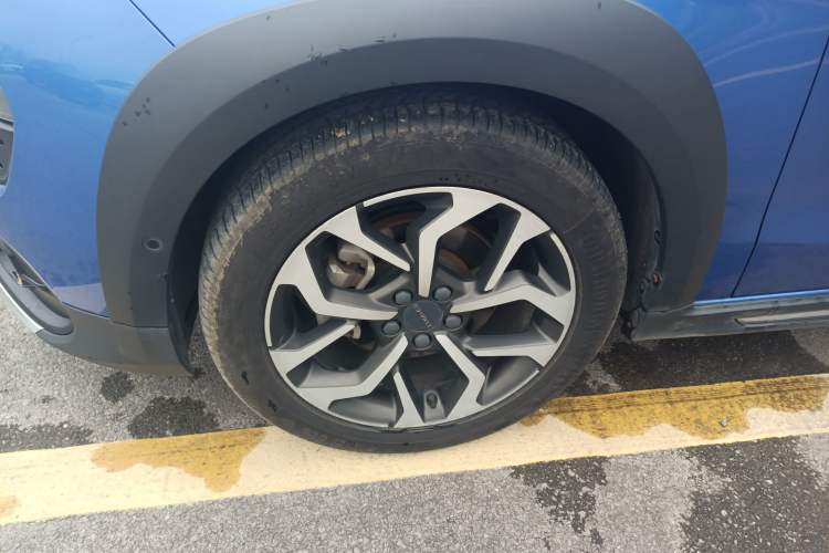 Used Lynk & Co 02 2018 1.5T DCT Two-Wheel Drive Pro Version China V Emission Standard
