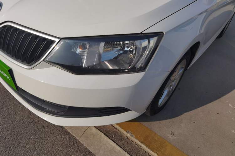 Used Skoda Fabia 2017 1.4L Automatic Car Enjoy Edition