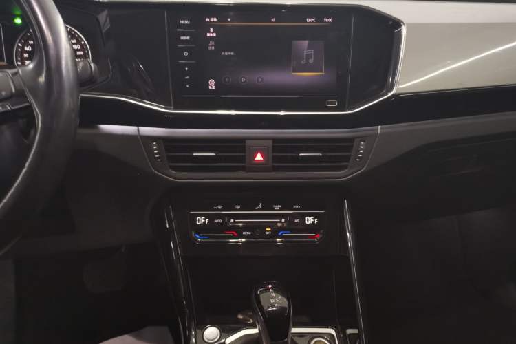 Used Volkswagen Tayron 2022 330TSI Two-Wheel Drive Luxury Smart Connectivity Version
