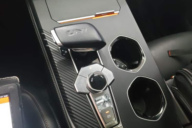 Used Changan UNI-K 2021 2.0T Luxury Version
