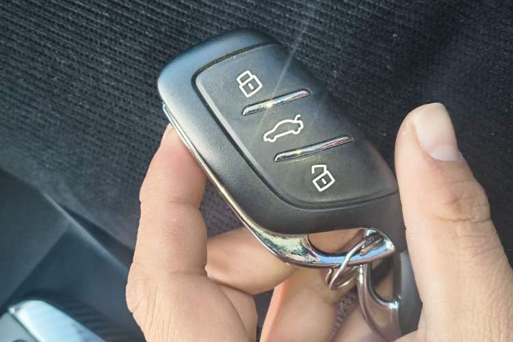 Used MG 5 2021 180 DVVT CVT Youthful Style Edition
