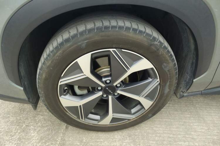 Used AION V 2022 Plus 70 Executive Edition Lithium Iron Phosphate