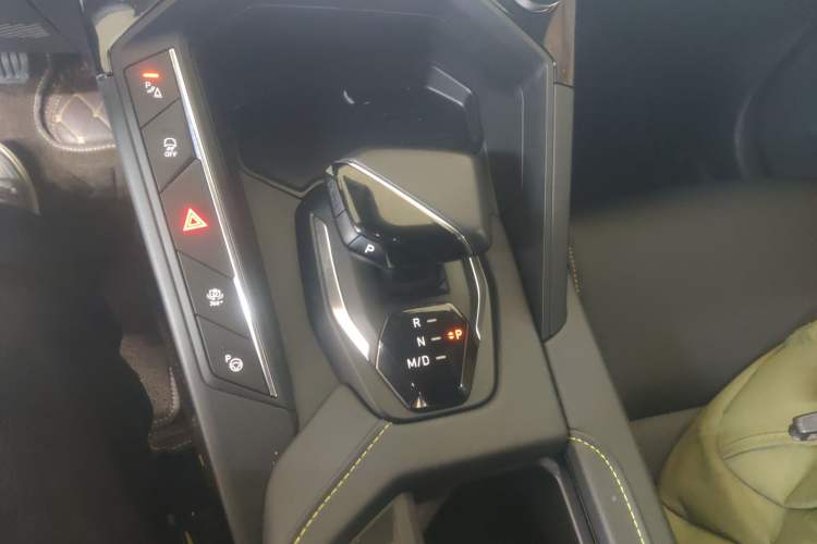 Used Lynk & Co 06 2023 Remix 1.5T Dynamic Halo