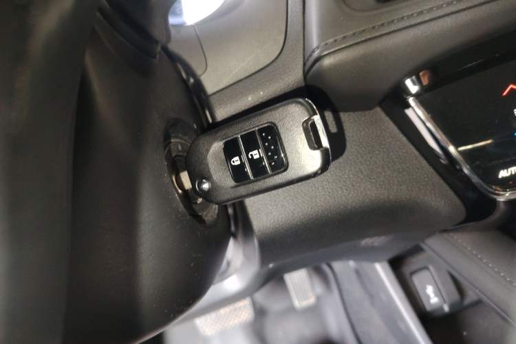 Used Honda Vezel 2020 220 TURBO CVT Elite Edition
