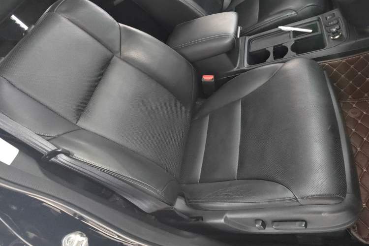 Used Honda CR-V 2015 2.4L two-wheel drive luxury version
