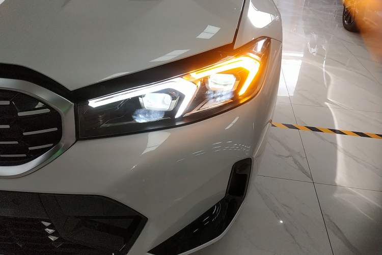 Used BMW 3 Series 2023 325Li M Sport Package
