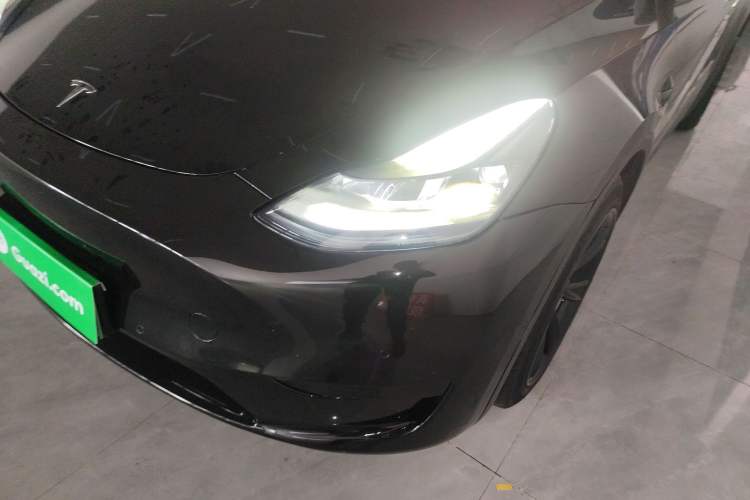 Used Tesla Model Y 2022 Rear-Wheel-Drive Version
