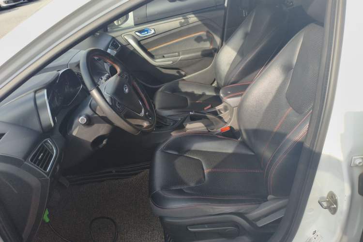 Used Chery Arrizo 5 2016 1.5L CVT Trendsetting Edition
