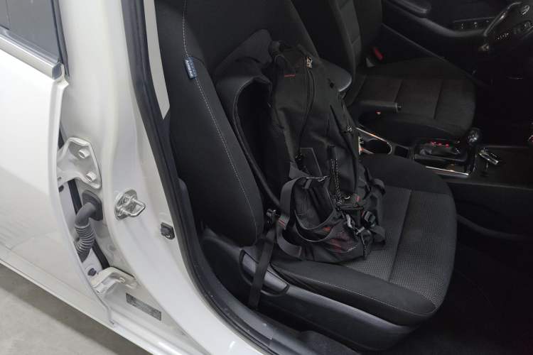 Used Kia K3 2016 1.6L Automatic GLS
