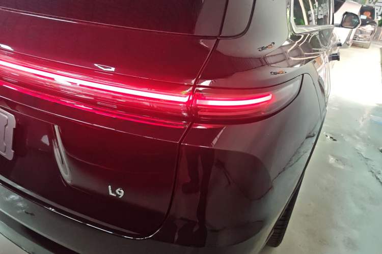 Used Li Auto L9 2025 Pro Smart Refresh Edition
