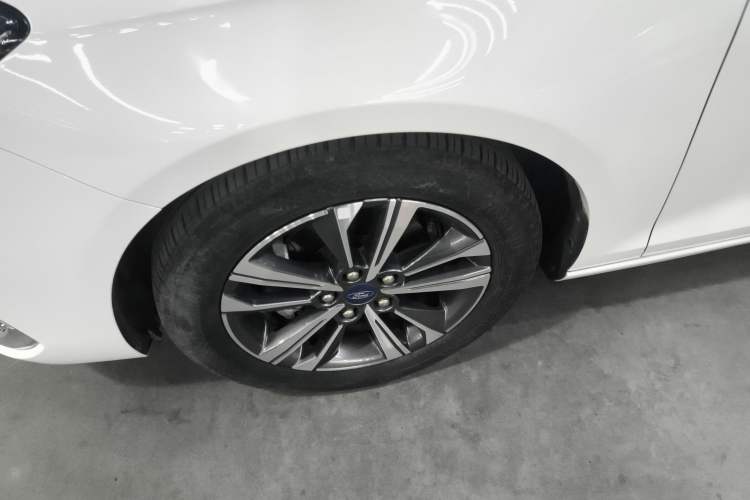 Used Ford Escort 2021 1.5L Automatic Diamond Edition
