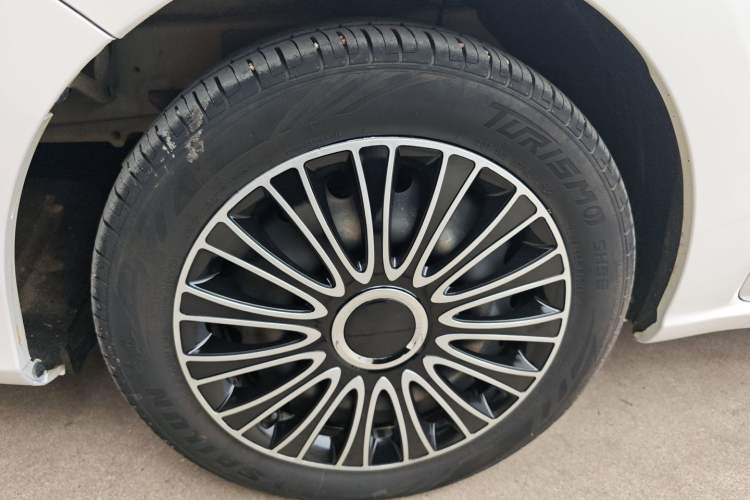 Used Haima V70 2016 2.0L Manual - Comfort Edition 5 Seats